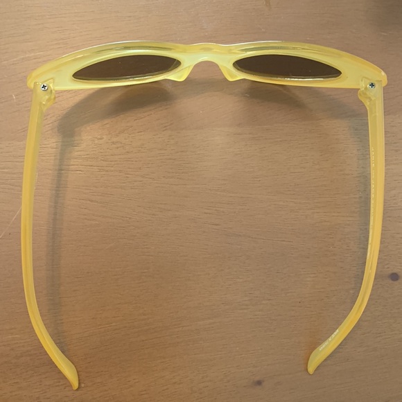 Very gently used Janie & Jack cat eye sunglasses - Picture 2 of 5